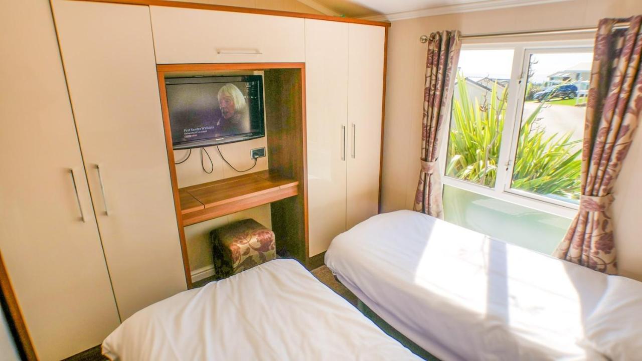 Luxury 3 Bed 2 Bath Lodge With Sea Views! Exmouth Exterior photo